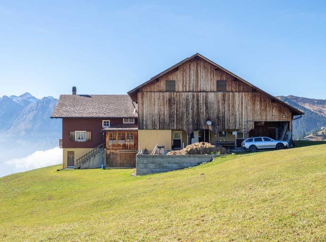 farmhouse rustic charm
